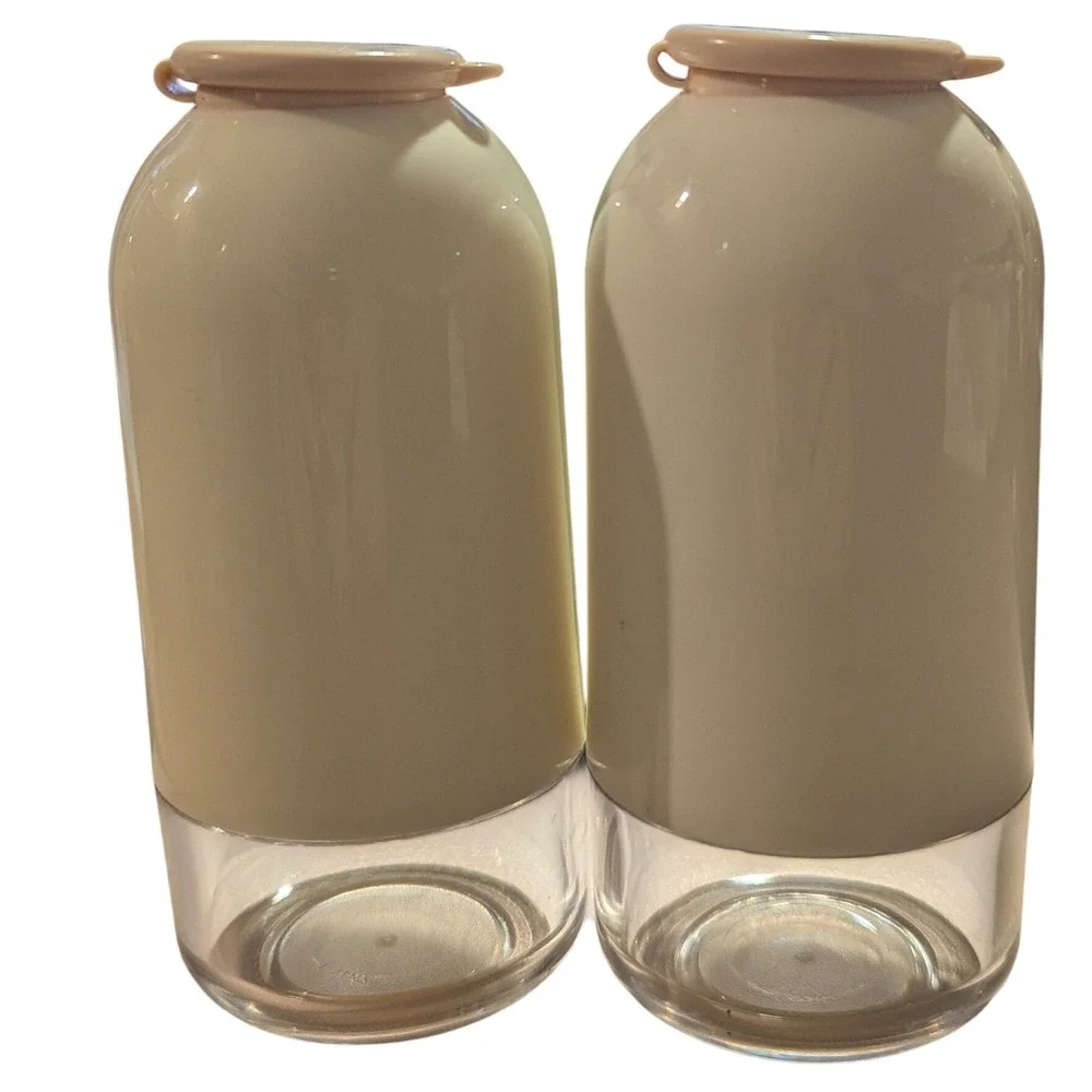 Vintage Tupperware Salt and Pepper Shakers Set‎ Cream and Clear Flip Top Lids